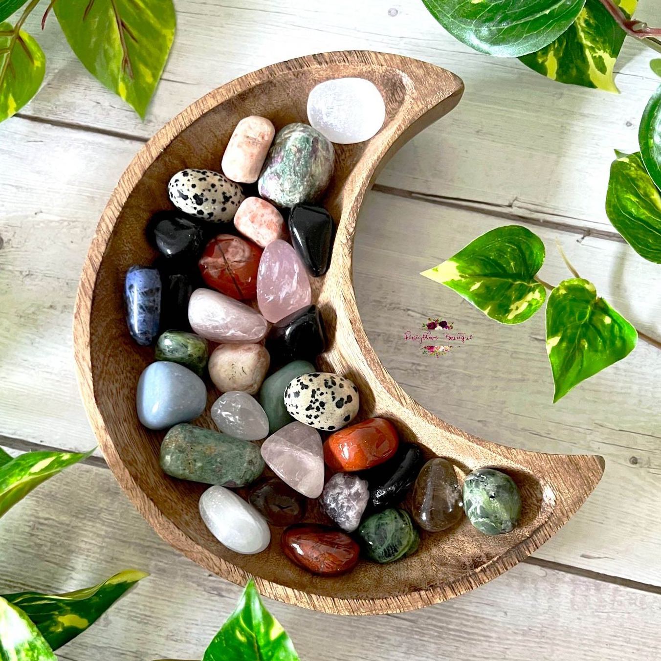 Raw, Tumbled & Chip Stones