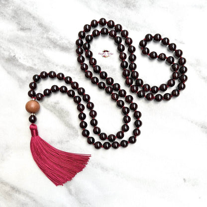 GARNET & WHITE SANDALWOOD MALA