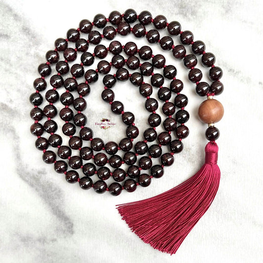 GARNET & WHITE SANDALWOOD MALA