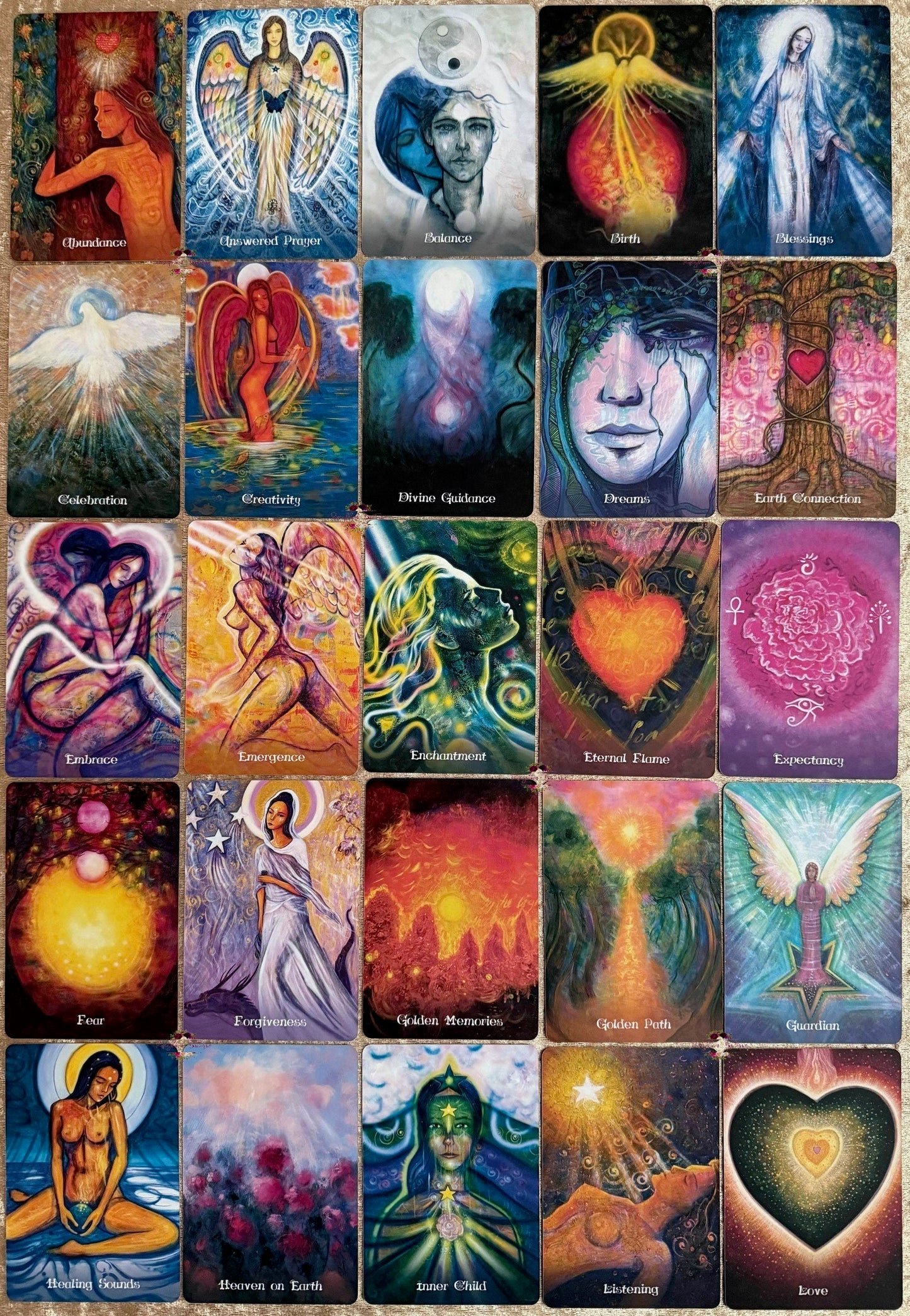 UNIVERSAL LOVE HEALING ORACLE CARDS